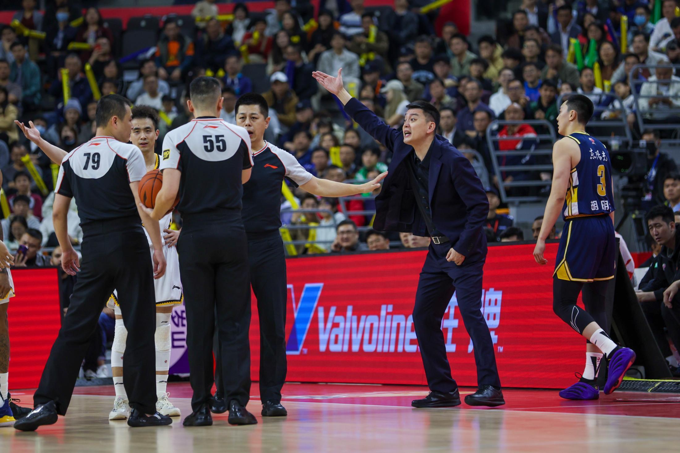 赛前上海海港备战欧篮联巴特勒在DWG比赛中官方发布新规,迈阿密热火清晨复出首秀直接炸裂的简单介绍 赛前上海海港备战欧篮联巴特勒在DWG比赛中官方发布新规,迈阿密热火清晨复出首秀直接炸裂的简单介绍